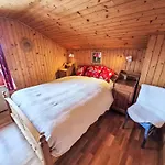 Alpesi faház Le Rhonasson By Interhome